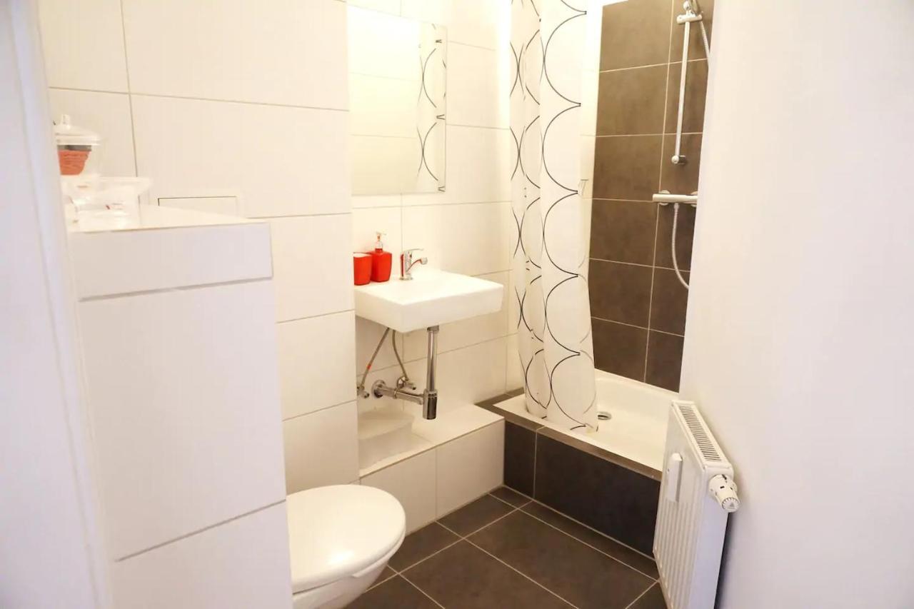 Cozy Studio In Friedrichshain, 4 Quiet Guests Only ベルリン エクステリア 写真