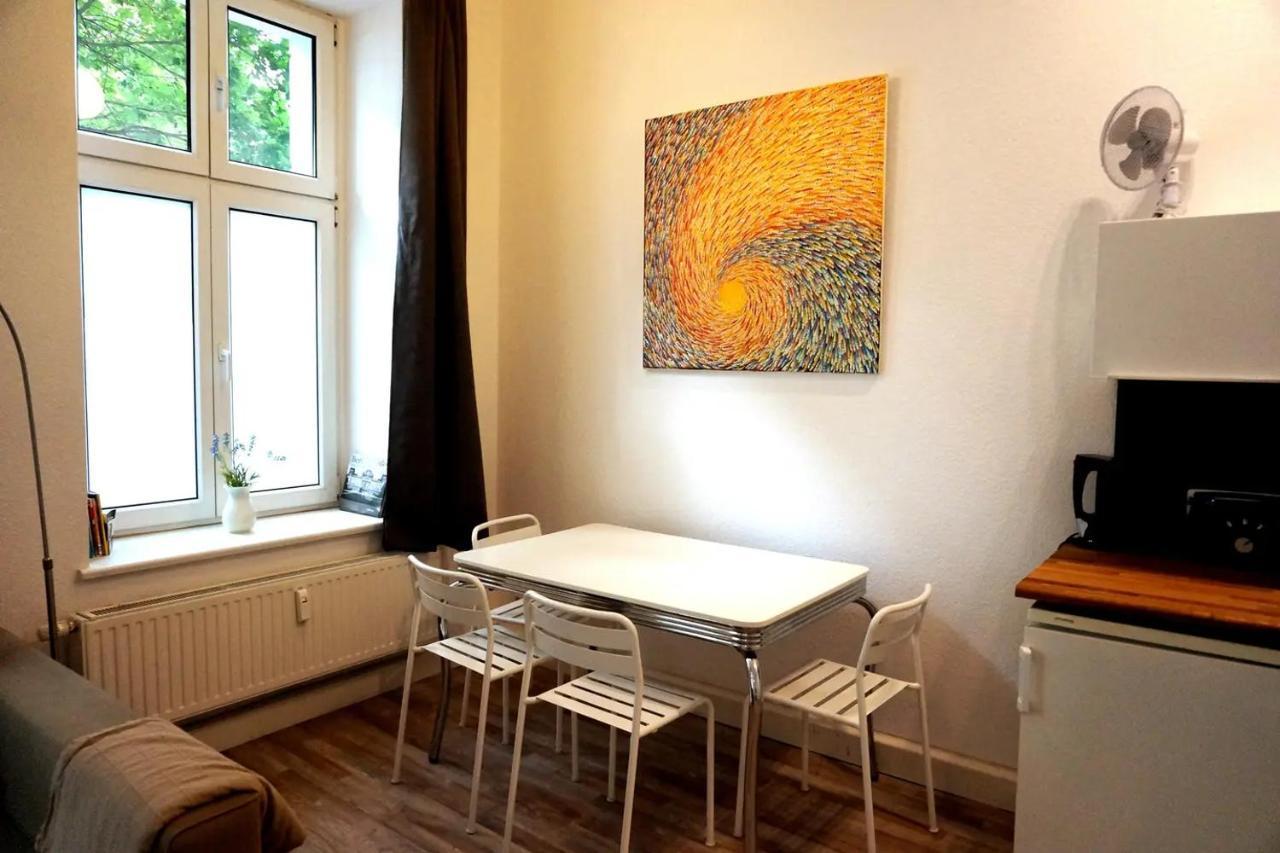 Cozy Studio In Friedrichshain, 4 Quiet Guests Only ベルリン エクステリア 写真