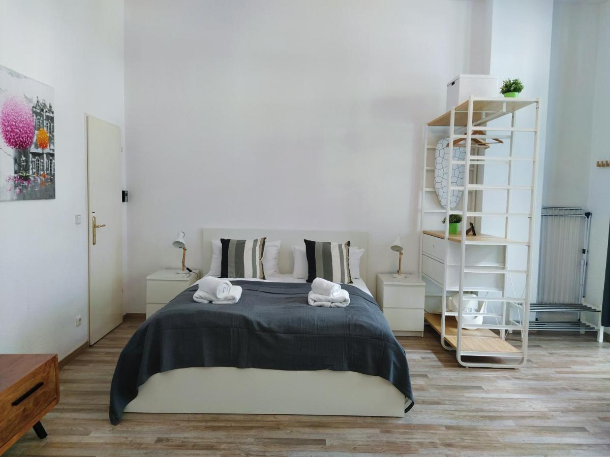Cozy Studio In Friedrichshain, 4 Quiet Guests Only ベルリン エクステリア 写真